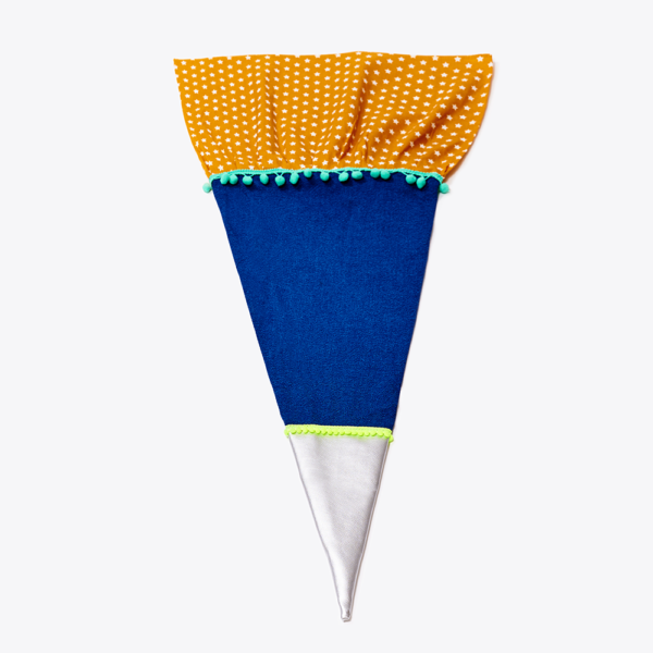Stoffen bekleding, schoolkegel - oker/donkerblauw/zilver